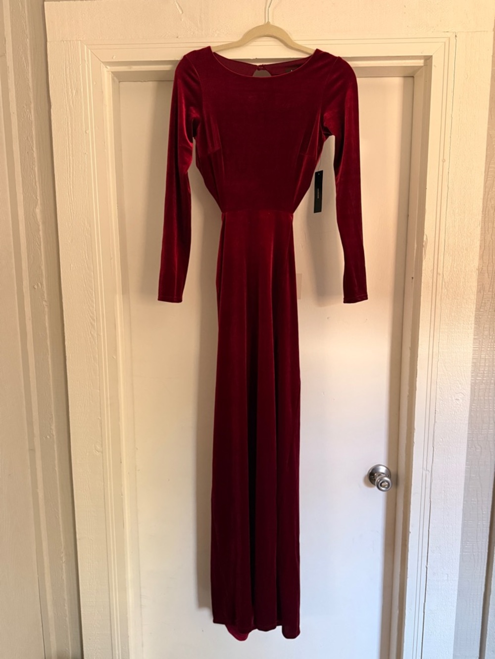 Lulus Besame Burgundy Velvet Long Sleeve Open Back Dress Slit dress NWT Size S